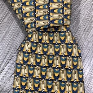 Gilda’s Club (Gilda Radner Saturday Night Live) Blue,Yellow, White 100% Silk Tie